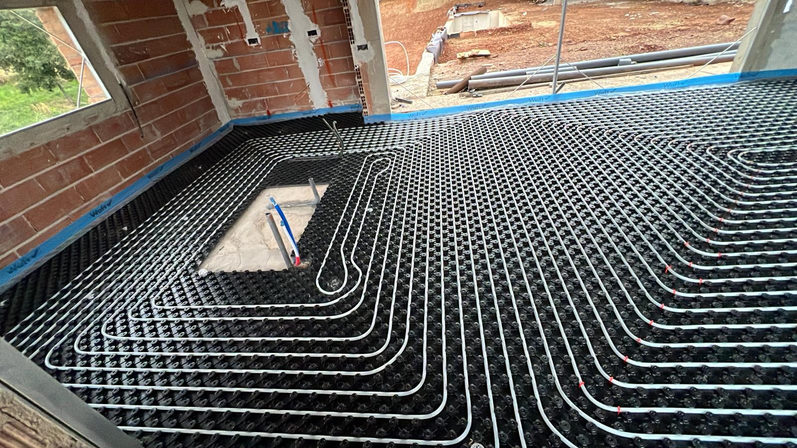 Ventilación de doble flujo con recuperador de calor en vivienda