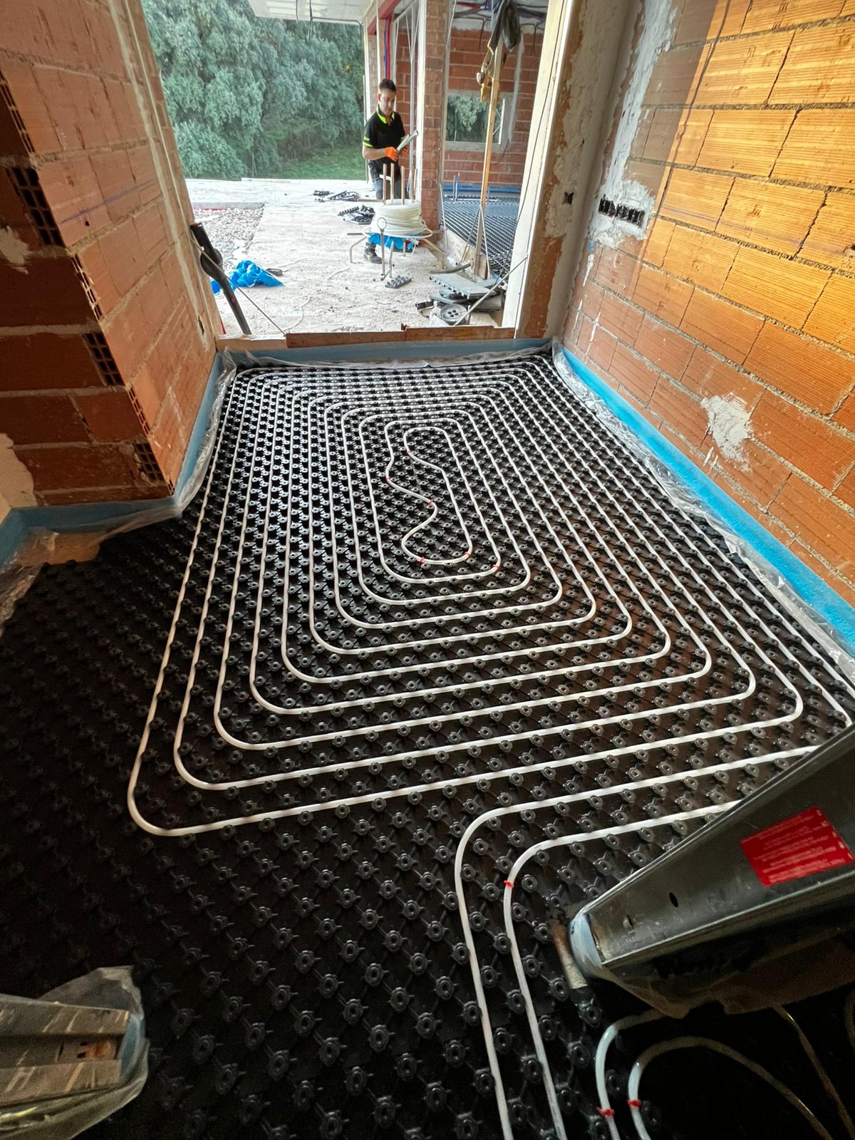 Reforma integral con cableado eléctrico nuevo en obra de Sabadell