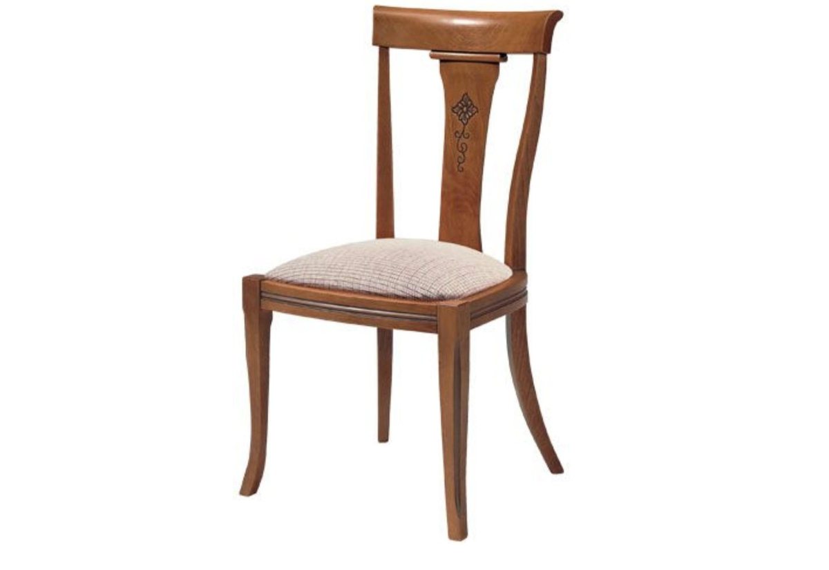 Silla de madera con asiento tapizado para restaurante en Girona